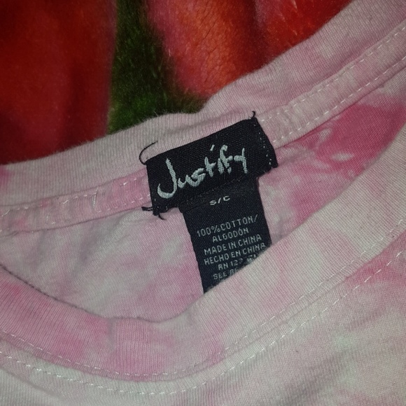 Pink Long-Sleeved Crop Top - Picture 2 of 4